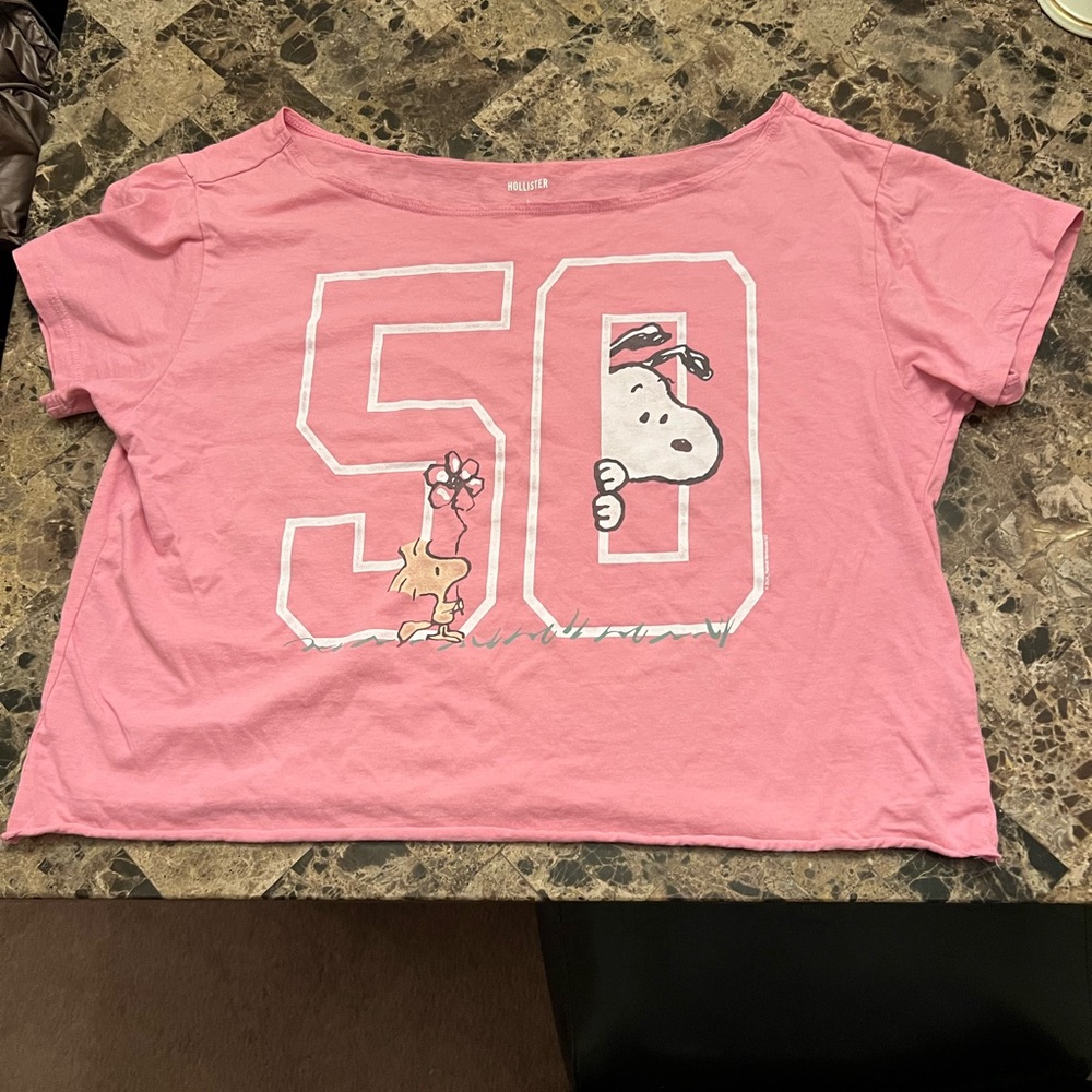 Hollister Pink Graphic Tee